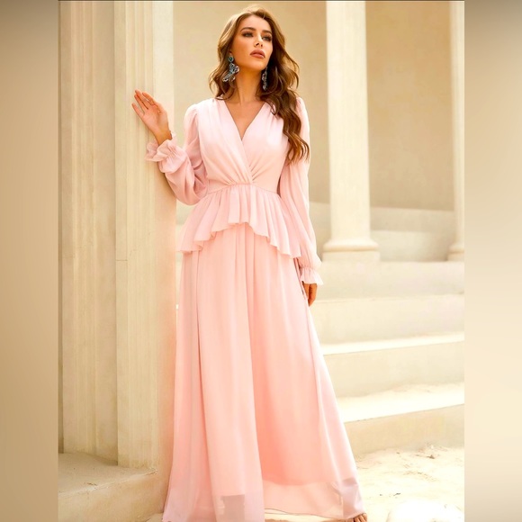 Pretty in Pink! Elegant polyester long sleeve dress. - Picture 1 of 4